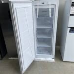 Hisense 155L Vertical Freezer – White | Factory Second - Image 2