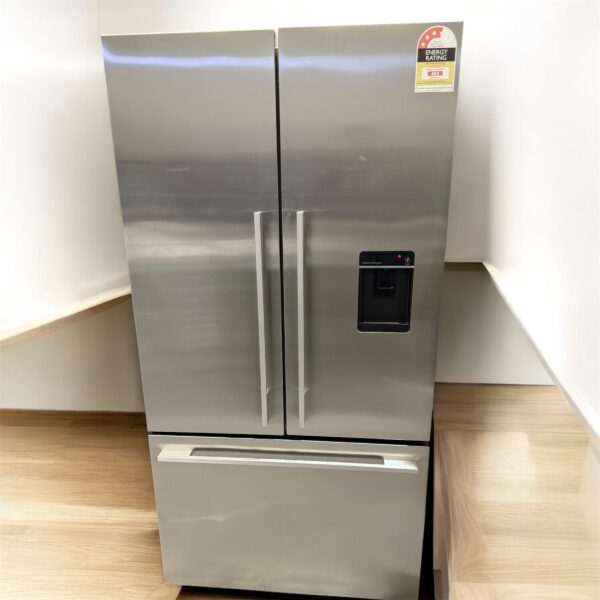 Fisher and paykel 610 litres fridge