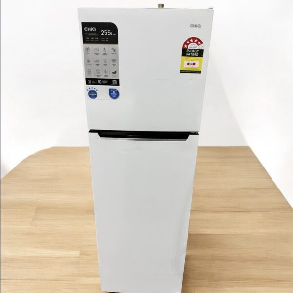 CHiQ 255 litres top mount fridge