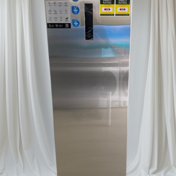 CHiQ 206 LITRES HYBRID UPRIGHT FREEZER