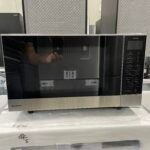 Panasonic 27L Flatbed Microwave 1000W Stainless Steel NN-SF57QSQPQ
