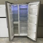 Fisher&Paykel 628Litres side by side door Fridge Freezer - Image 2