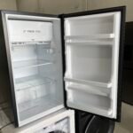 Hisense 124 Litres Bar Fridge - Charcoal Black - Image 3