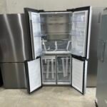 Hisense 483 Litres Quad Door Factory Second Fridge Freezer Water&Ice . - Image 2
