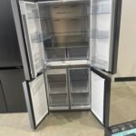 Hisense 483L French Door Fridge with Water Dispenser - Black - Image 3