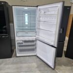 Westinghouse 496LWBE5300SC Bottom Mount Fridge Stainless Steel Refurbished - Image 3