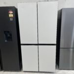 Samsung 648L 7000 Series French Door Fridge with Internal Beverage Showcase