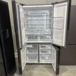 WESTINGHOUSE WQE5600BA 564L MATTE BLACK QUAD DOOR FRIDGE / Refurbished - Image 4