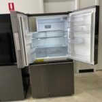 Electrolux 609L UltimateTaste 900 French Door Fridge with Ice & Water Dispenser - Dark Stainless Steel / Refurbished - Image 2