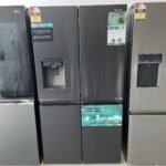 Hisense 585L PureFlat French Door Fridge with Plumbed Water and Ice Dispenser - Black Steel