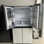 Samsung 648L 7000 Series French Door Fridge with Internal Beverage Showcase - Image 2