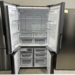 Westinghouse 564L Water Dispenser Quad Door Fridge - Matte Charcoal Black - Image 3