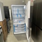 Westinghouse 496L Pocket Handle Right Hinge Bottom Mount Fridge - Stainless Steel - Image 3