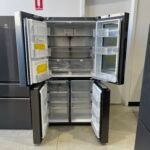 LG InstaView Fridge 642L Black Stainless Steel - Image 2