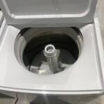 Fisher and Paykel 10 kg Top loader Washing machine - Image 2
