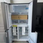 Westinghouse 609L Quad Door French Door Refrigerator – Matte Black - Image 3