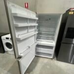 Fisher and Paykel 519 litres Fridge Freezer - Image 2