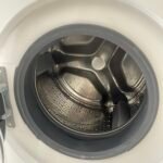 Bosch 8kg Front Load Washing Machine – Series 8 | German Engineered | Refurbished - Image 3