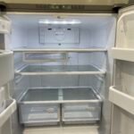 Samsung SRF583DLS 583L French Door Fridge - Image 3