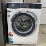 Electrolux EWF1042BDWA 10kg Front Load Washing Machine | SensorWash | UltraMix | Refurbished | 6 Month Warranty
