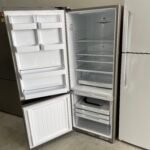 Fisher & Paykel 403L Series 5 Bottom Mount Fridge | Stainless Steel | Refurbished | 6 Month Warranty - Image 3