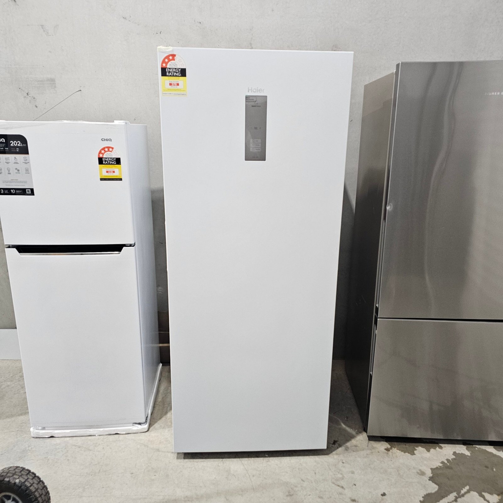 2026/08/1000057891-scaled.jpg Haier 386L Upright Freezer – White | Frost Free
Refurbished • Good Condition • 6 Months Warranty. - Image 1