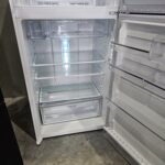 Westinghouse 503L Top Mount Fridge – White Refurbished / 6 months warranty - Image 2