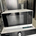 Panasonic NN-ST65JWQPQ 32L Inverter Sensor Microwave Oven – White | Factory Second | 1 Year Warranty - Image 2