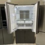 Electrolux 562L French Door Refrigerator EQE5657BA – Black | Water & Ice Dispenser | Refurbished | 6 Month Warranty - Image 2