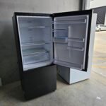 Samsung 424L Bottom Mount Refrigerator SRL447DMB – Black Layered Steel | Water Dispenser | Refurbished | 6 Month Warranty - Image 2