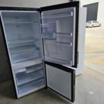 Samsung 424L Bottom Mount Refrigerator SRL447DMB – Black Layered Steel | Water Dispenser | Refurbished | 6 Month Warranty - Image 5