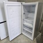 CHiQ CSH311NWL3 311L Hybrid Fridge Freezer – White | Refurbished | 6 Month Warranty - Image 4