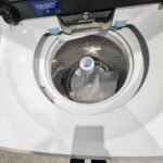 Westinghouse 10kg EasyCare 700 Top Load Washing Machine / Factory Second - Image 4