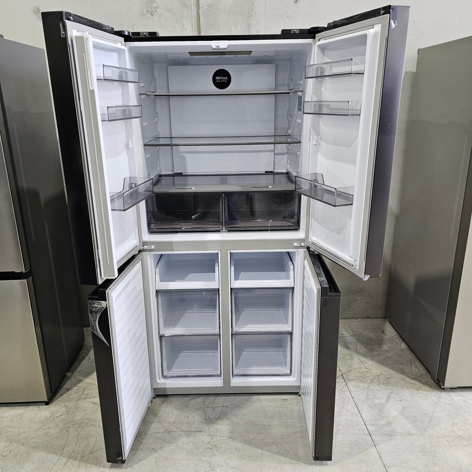 CHiQ 503L Quad Door Fridge CCD502NBS – Black Steel, No Frost Multi-Airflow | Refurbished - Image 3