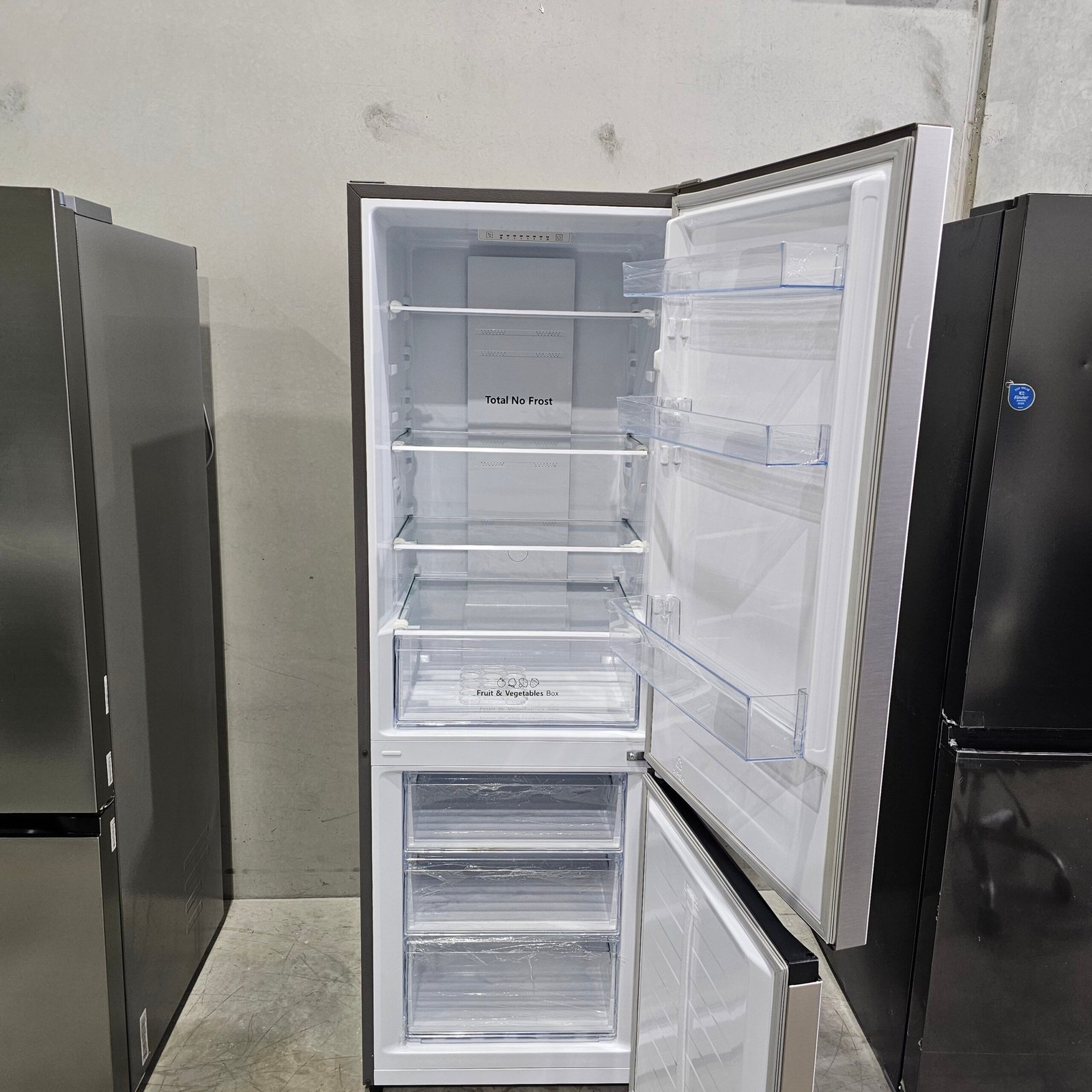 Hisense 292L Bottom Mount Fridge HRBM292S – Multi Air Flow, Frost Free & Super Freeze | Refurbished - Image 4
