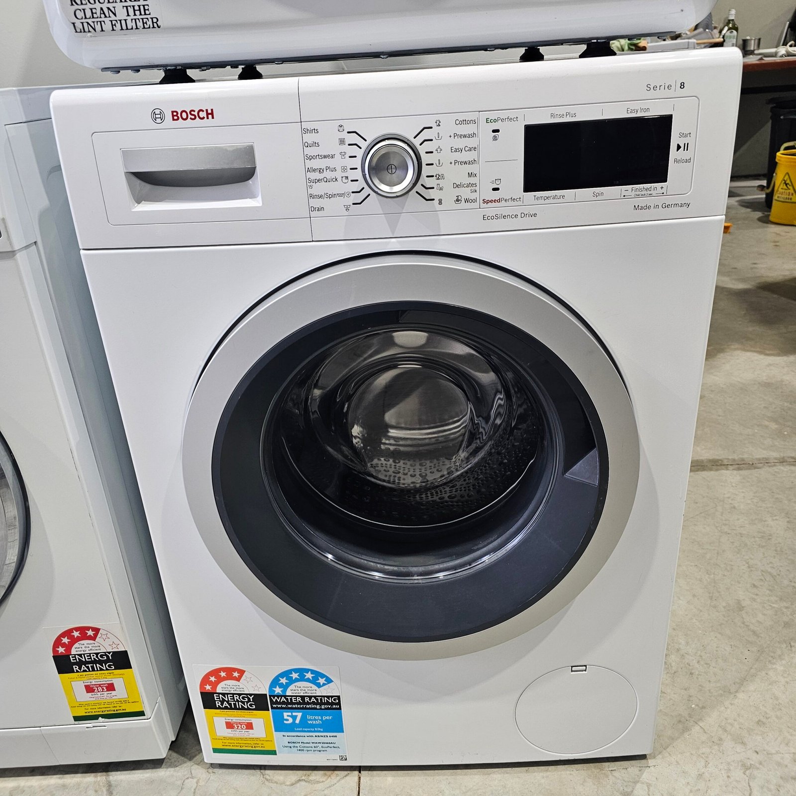 2026/09/1000061748-scaled.jpg Bosch 8kg Front Load Washing Machine WAW28460AU – Series 8, EcoSilence Drive, VarioPerfect & 1400 RPM | Refurbished - Image 1