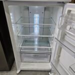 Westinghouse WTB4600WARH 462L Top Mount Fridge | White | Frost Free | Refurbished - Image 2